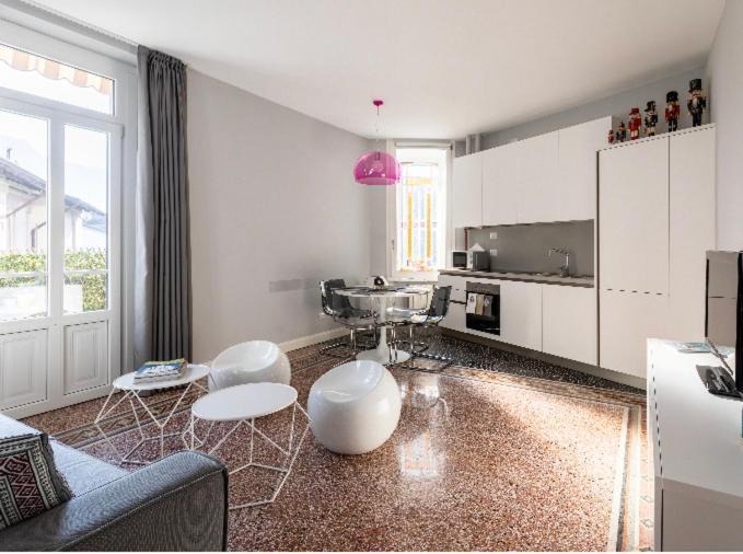 Casa Mauri Lägenhet Lecco Exteriör bild
