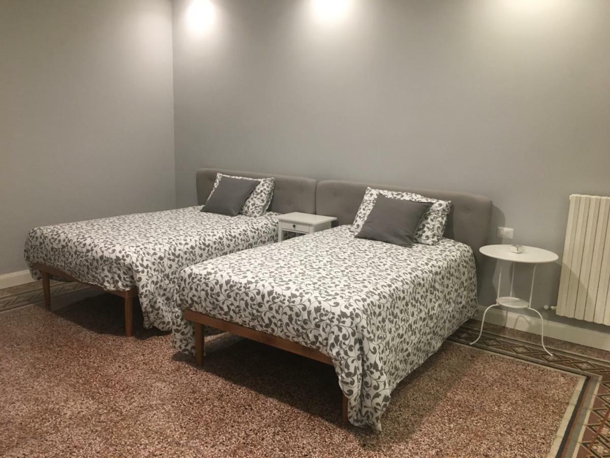 Casa Mauri Lägenhet Lecco Exteriör bild